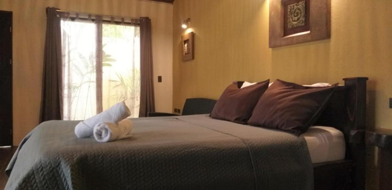 Tropical Suites & Villas La Fortuna Dış mekan fotoğraf